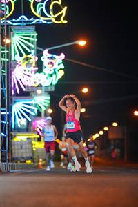 BIB: 40060
                            <button type="button" onclick="openModal(23095004)" class="btn btn-primary btn-sm float-right btn-popup" data-toggle="modal" data-target=".modal-high-quality">
                        <i class="fas fa-shopping-cart"></i> Add to Cart
                    </button>
                                            <button type="button" onclick="isThisMe(23095004, true)" class="btn btn-success btn-sm float-right btn-popup btn-isme hidden" data-toggle="tooltip" data-placement="bottom" title="นี่คือรูปของคุณใช่ไหม คลิกที่นี่เพื่อเอาเข้าอัลบั้ม">
                        <i class="fas fa-plus"></i> Add to album
                    </button>
                    <button type="button" onclick="isThisMe(23095004, false)" class="btn btn-warning btn-sm float-right btn-popup btn-isnotme hidden">
                        <i class="fas fa-ban"></i> Remove from album
                    </button>